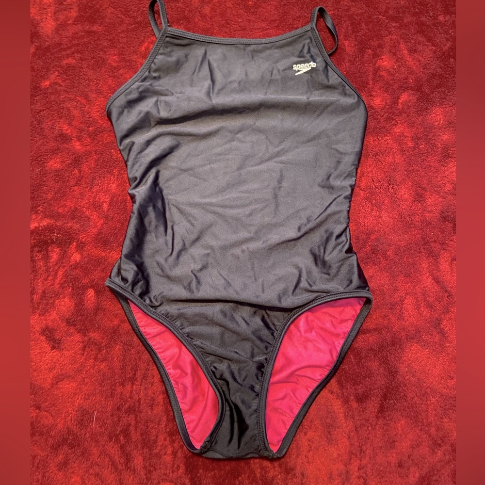 Reversible Pink or Black Speedo 1pc